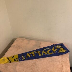 Paws Garfield Sneak Attack Blow Up Bat 36” Long NIP